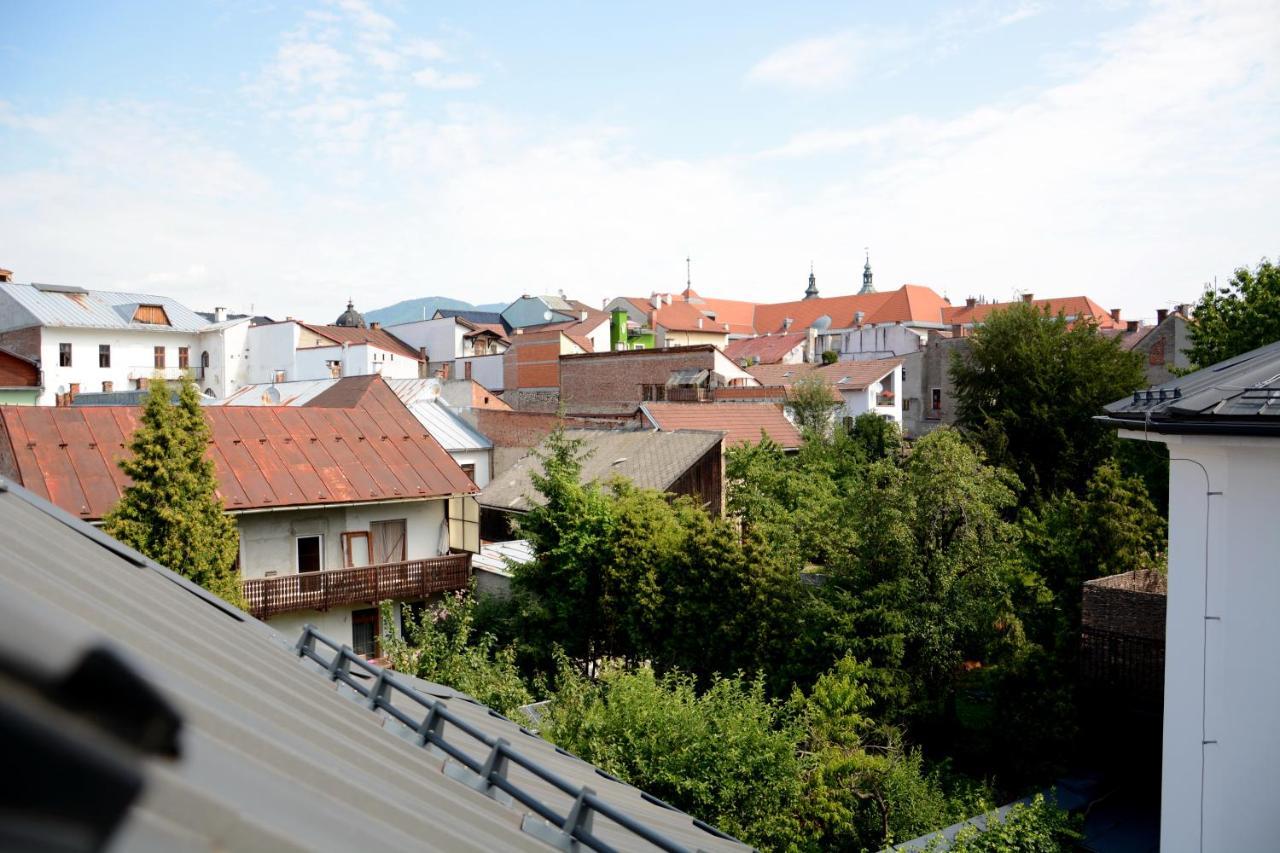 Premium Apartment Near Banska Bystrica Square With Two Big Bedrooms Kültér fotó