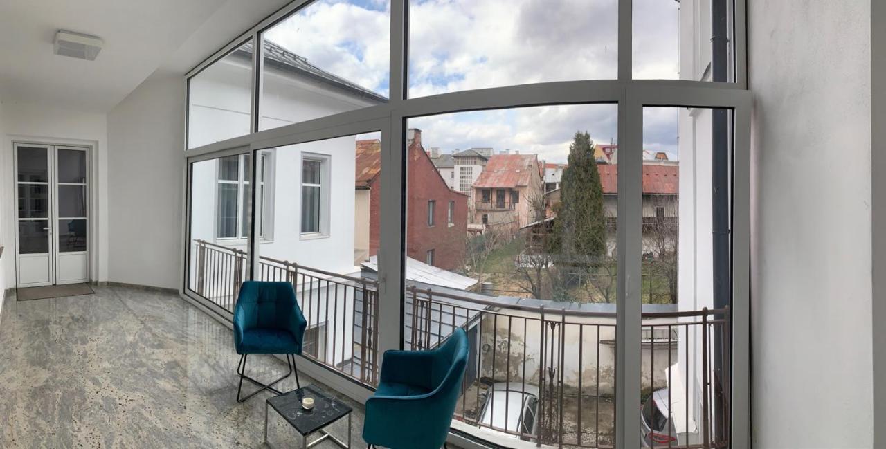 Premium Apartment Near Banska Bystrica Square With Two Big Bedrooms Kültér fotó